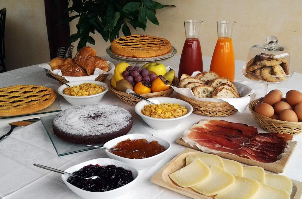 La Locanda Del Ruspante Castro dei Volsci Eksteriør bilde